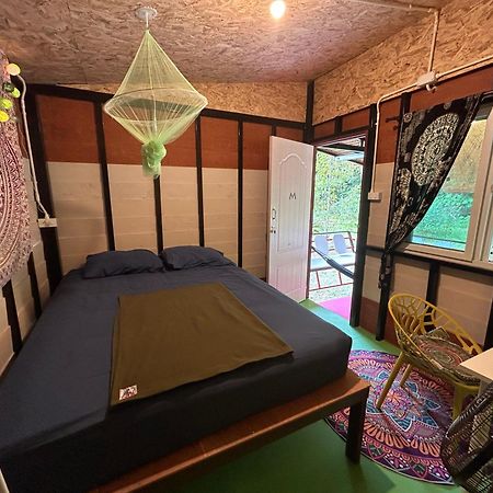 Hippy Hut Koh Chang Exterior photo
